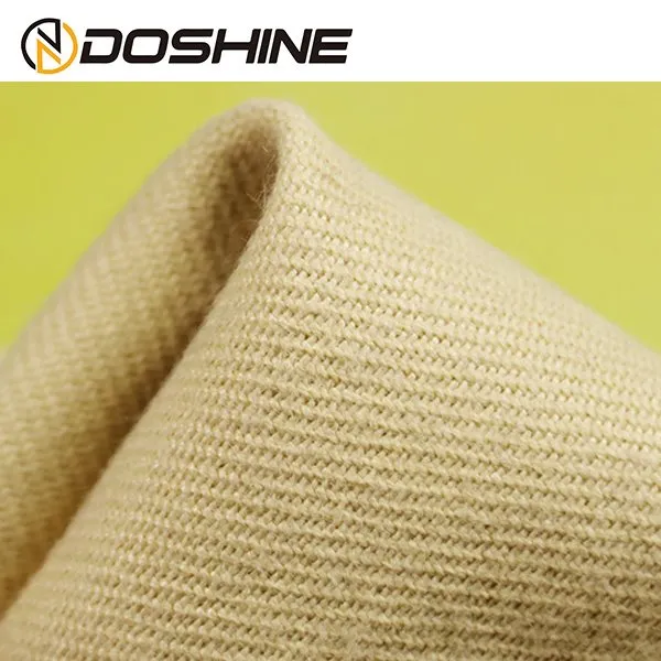 Aramid strikket stof